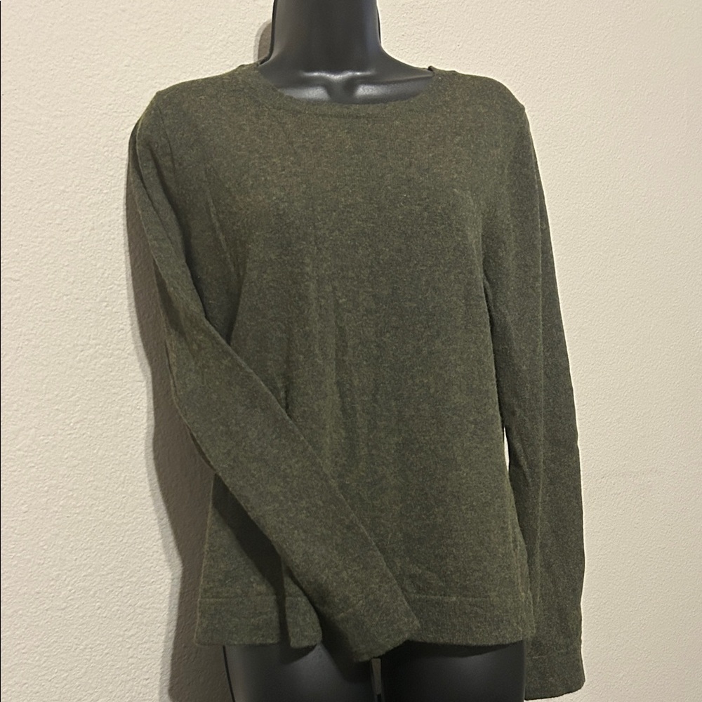 J. Crew Forest Green Long Sleeve Sweater